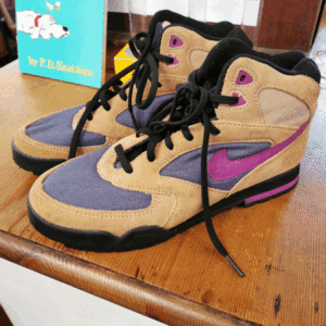 90"s Nike Hiking Trail boots